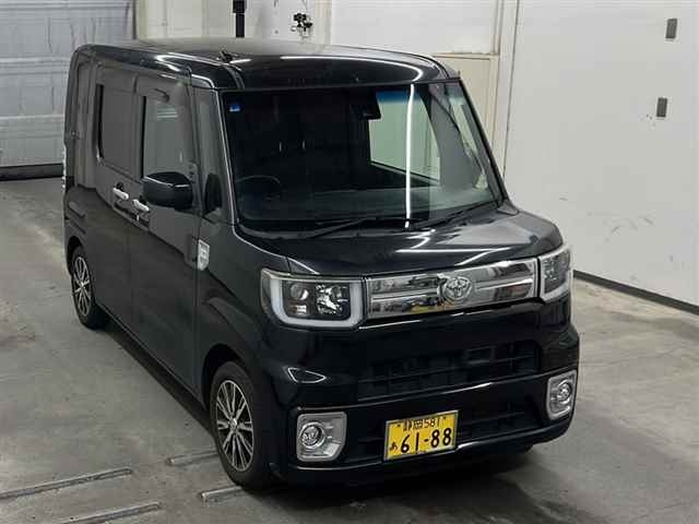 TOYOTA PIXIS MEGA 2017