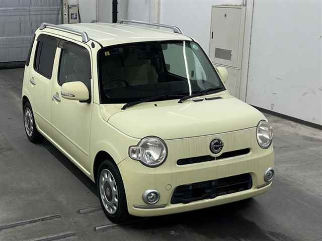 DAIHATSU MIRA 2010