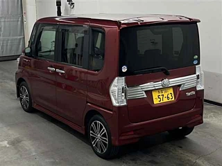 DAIHATSU TANTO 2018