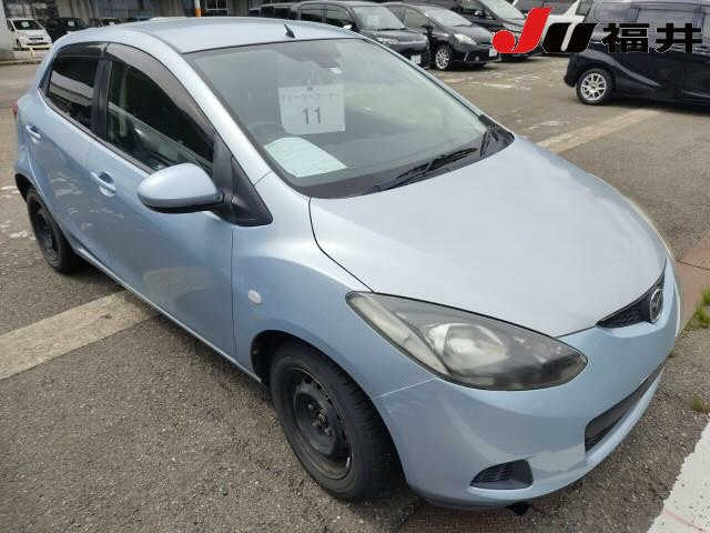 MAZDA DEMIO 2010