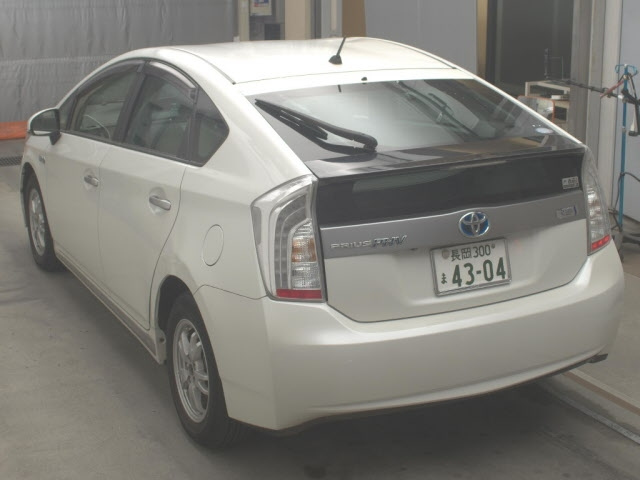 TOYOTA PRIUS PHV 2015