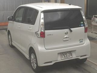 NISSAN DAYZ 2015