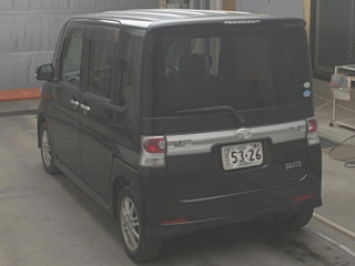 DAIHATSU TANTO 2010
