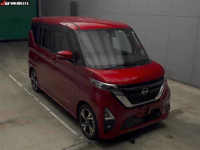 NISSAN ROOX 2022