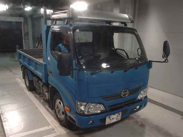 HINO DUTRO 2018