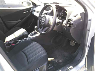 MAZDA MAZDA2 2020