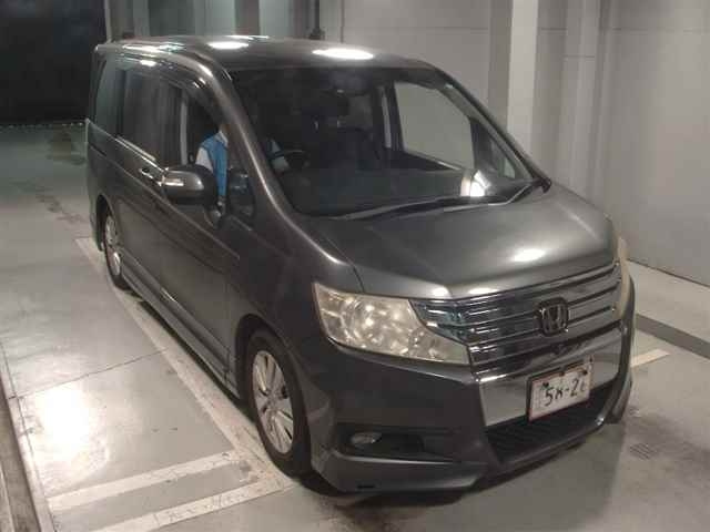 HONDA STEP WAGON 2010
