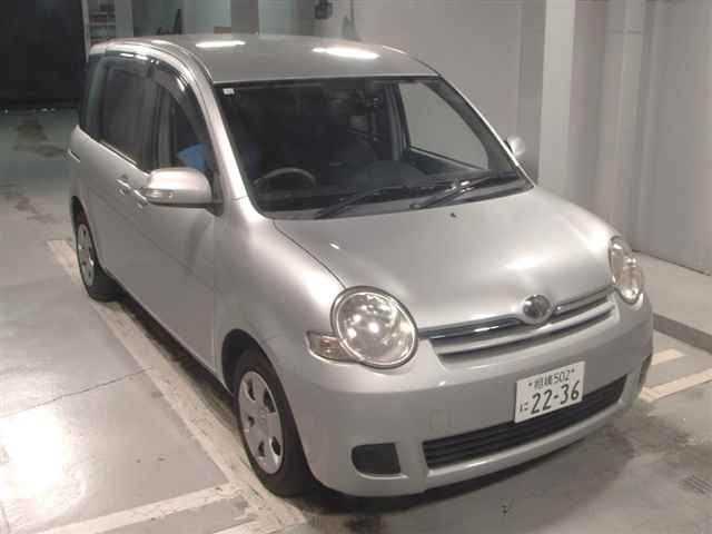 TOYOTA SIENTA 2008
