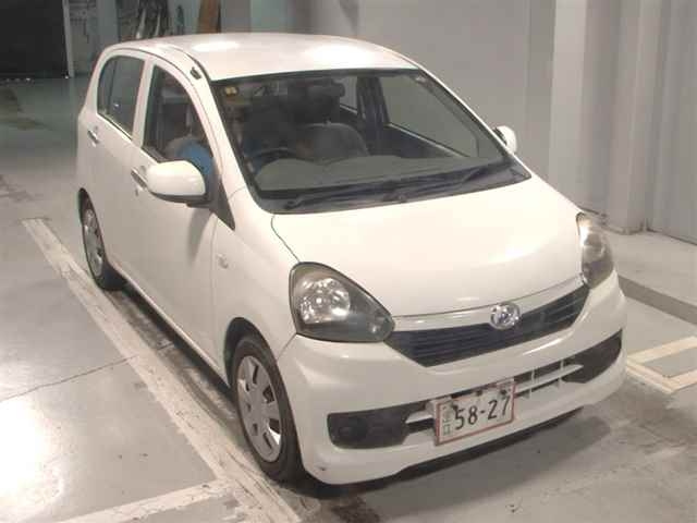 DAIHATSU MIRA E S 2014