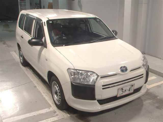 TOYOTA PROBOX 2022