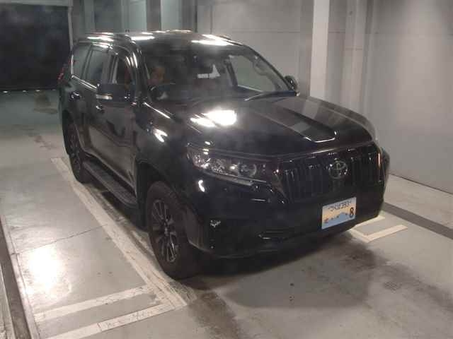 TOYOTA LAND CRUISER PRADO 2022