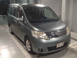 NISSAN SERENA 2010