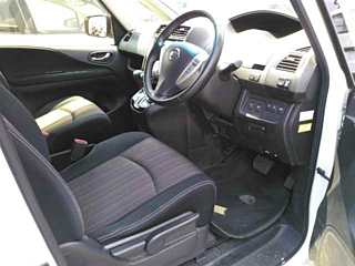 NISSAN SERENA 2015