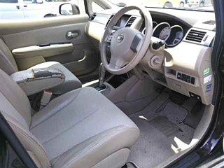 NISSAN TIIDA 2010