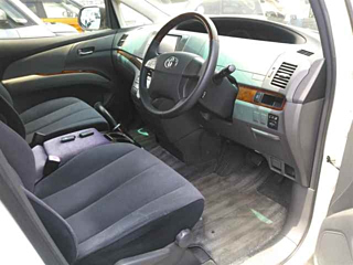 TOYOTA ESTIMA 2010