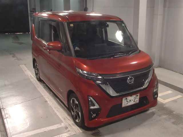 NISSAN ROOX 2020