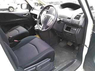 NISSAN SERENA 2011