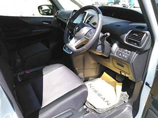 NISSAN SERENA 2018