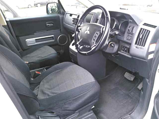 MITSUBISHI DELICA D5 2008