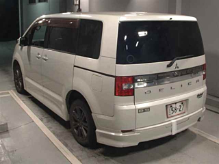 MITSUBISHI DELICA D5 2008
