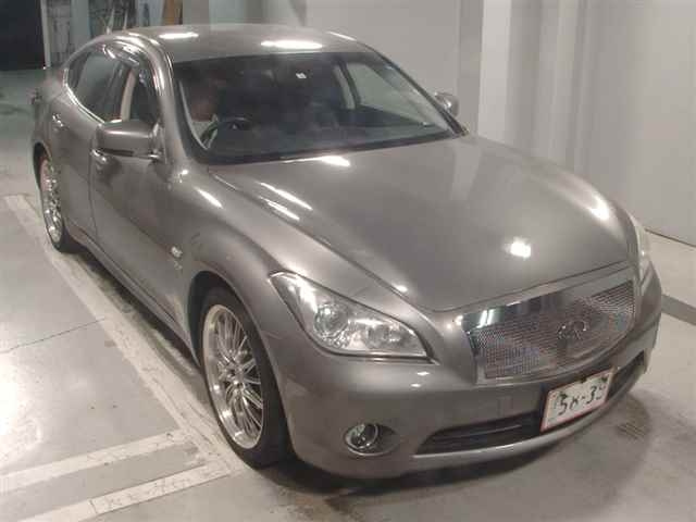 NISSAN FUGA 2012