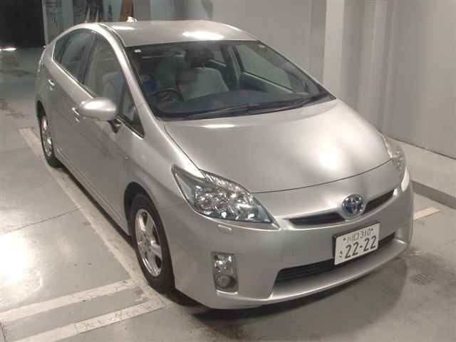 TOYOTA PRIUS 2011