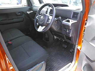 TOYOTA PIXIS MEGA 2018