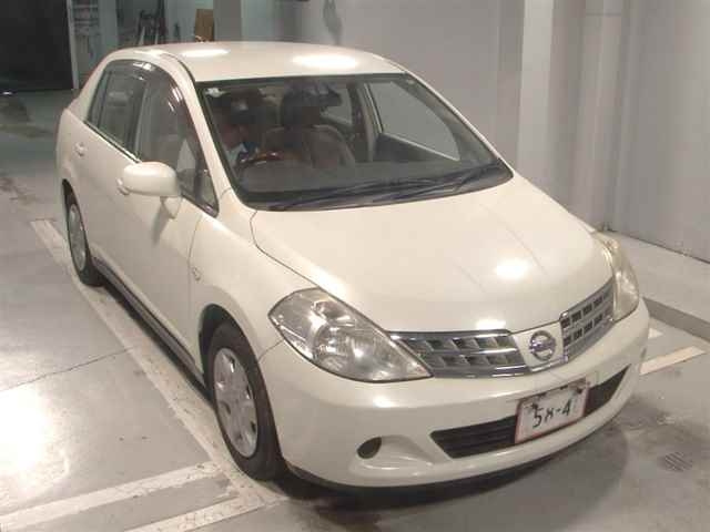 NISSAN TIIDA LATIO 2009