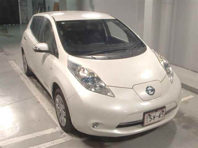 NISSAN LEAF