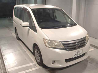 NISSAN SERENA 2011