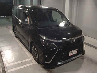 TOYOTA VOXY 2020