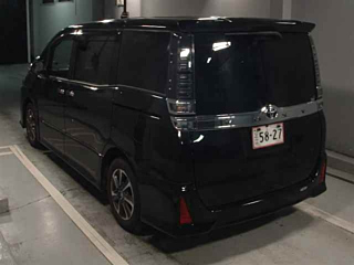 TOYOTA VOXY 2020