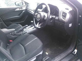 MAZDA AXELA 2017