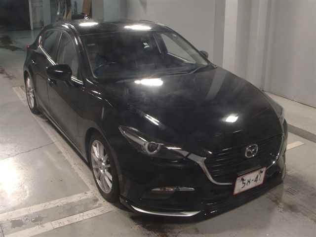 MAZDA AXELA 2017