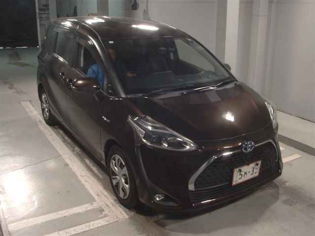 TOYOTA SIENTA 2018