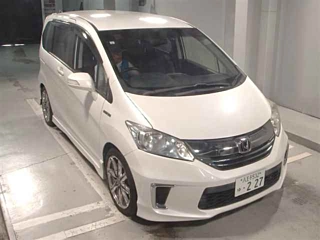 HONDA FREED 2015