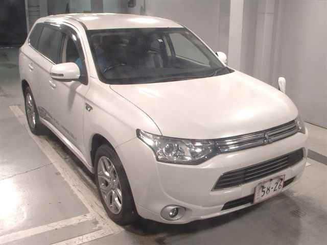 MITSUBISHI OUTLANDER PHEV 2014