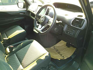 NISSAN SERENA 2020