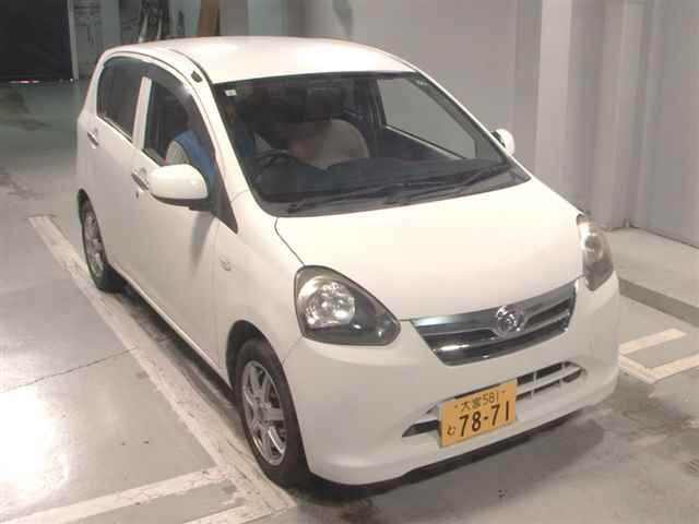 DAIHATSU MIRA E S 2013