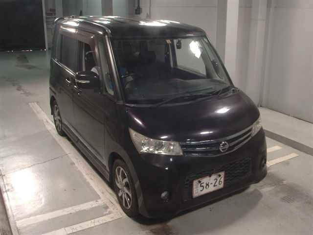 NISSAN ROOX 2010