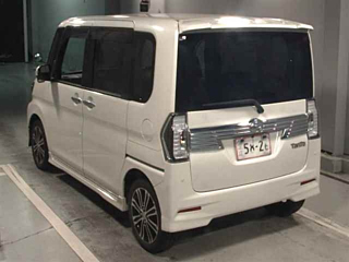 DAIHATSU TANTO 2016