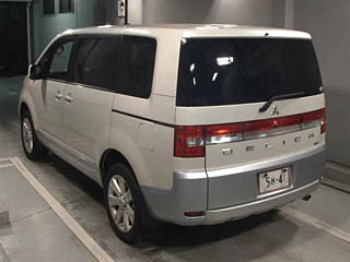 MITSUBISHI DELICA D5 2017