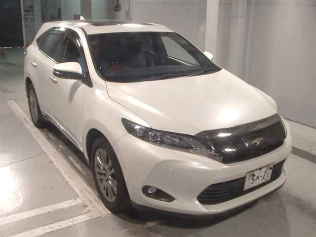 TOYOTA HARRIER 2014