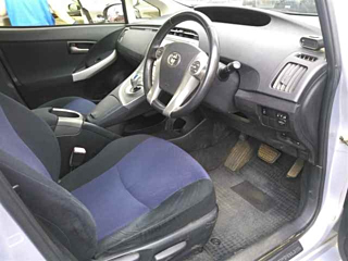 TOYOTA PRIUS 2012