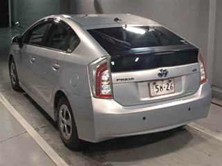 TOYOTA PRIUS 2012