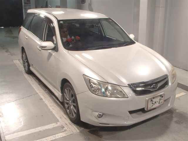 SUBARU EXIGA 2010