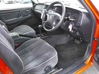 TOYOTA CROWN COMFORT 2017