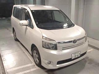 TOYOTA VOXY 2008