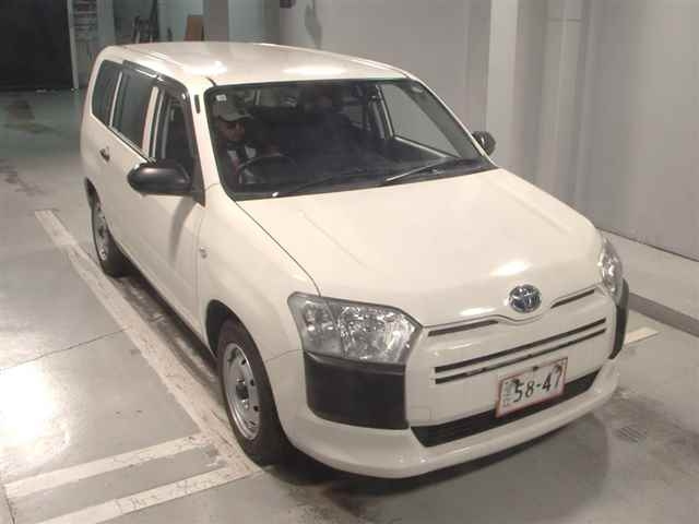 TOYOTA PROBOX 2022