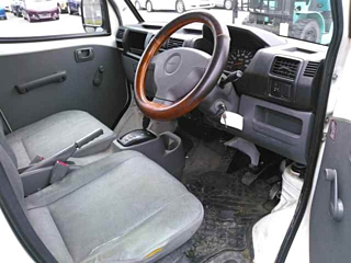 NISSAN CLIPPER TRUCK 2009